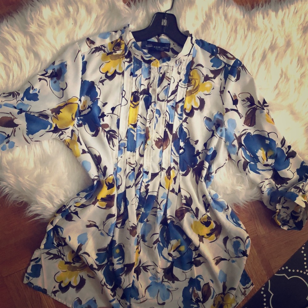 Floral mid sleeve tunic top